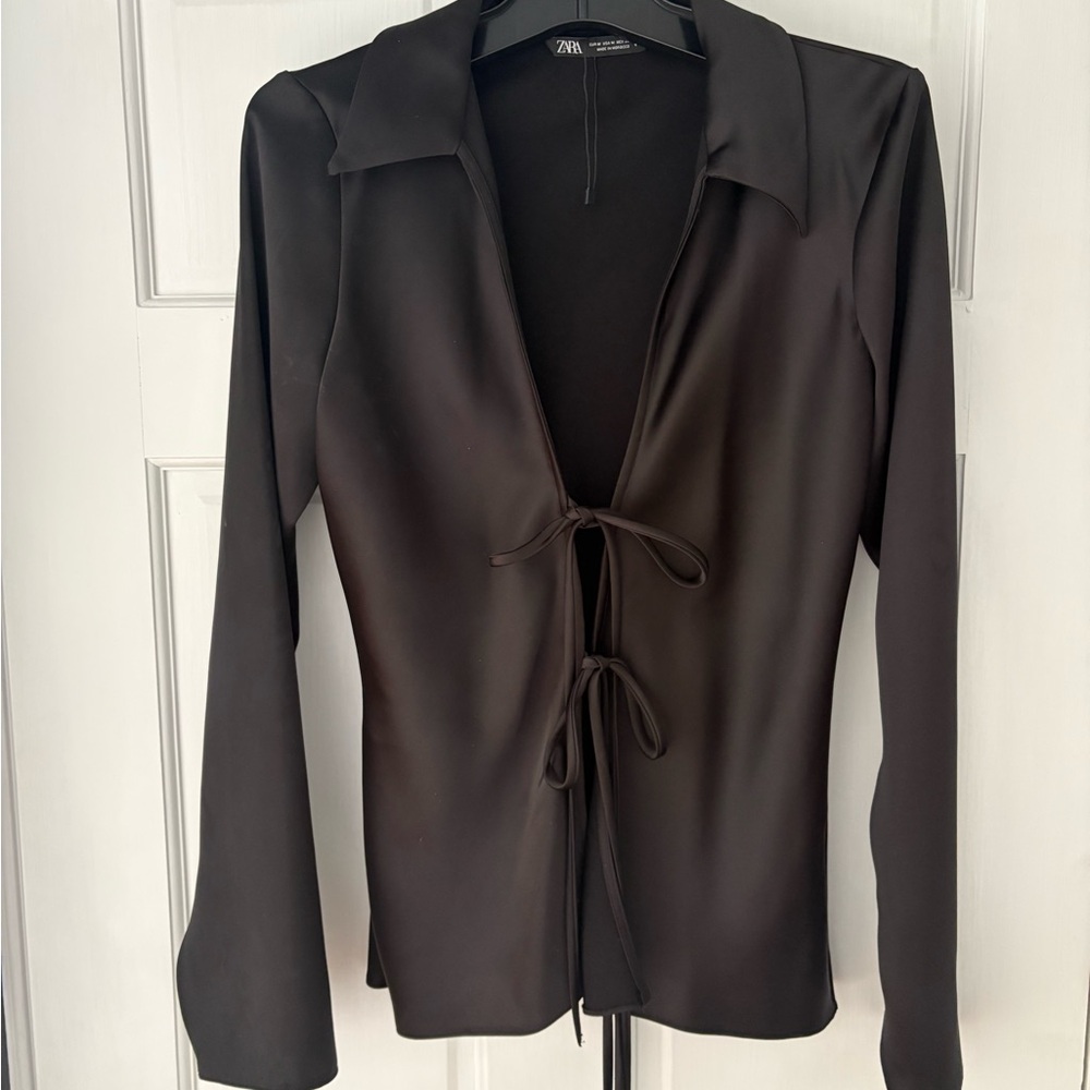 Zara Women's Black Tie-Front Top